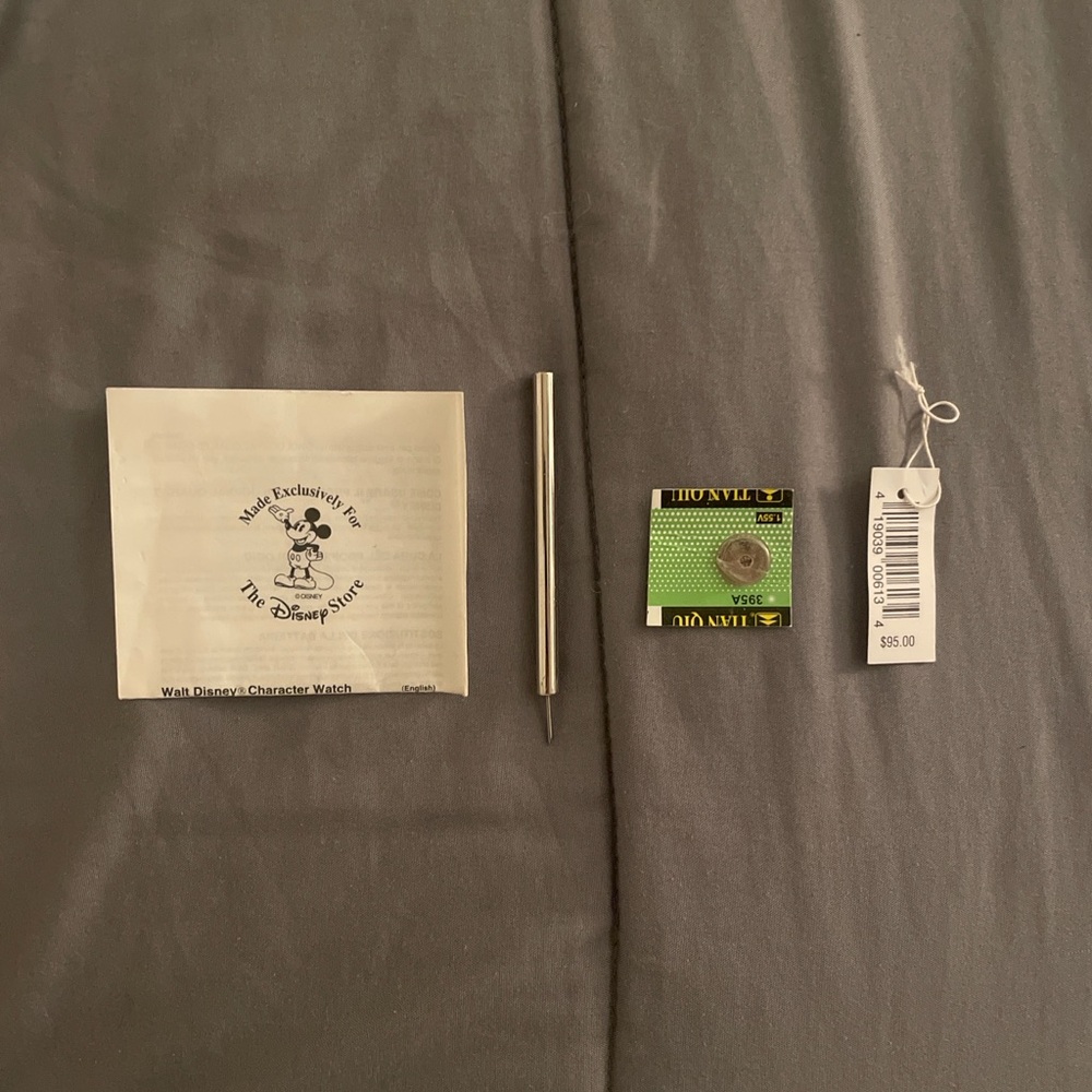 Disney Silver and Green Watch Set - Picture 2 of 4